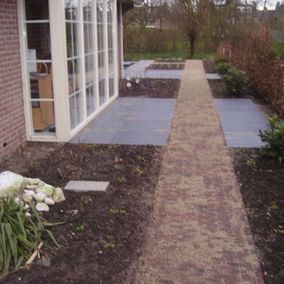 Mooi pad in tuin